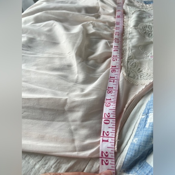 Vintage Cream Embroidered Floral Lace Nightgown Nightwear Cottagecore Large - Picture 8 of 9